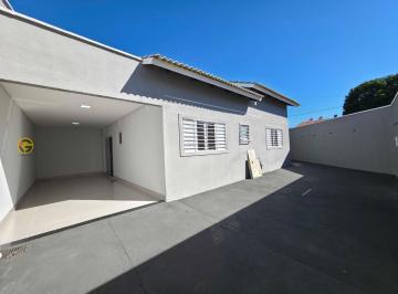 Casa · 180m² · 3 Quartos · 4 Vagas · PARQUE TRINDADE - APARECIDA DE GOIÂNIA CASA A VENDA 3 QUARTOS