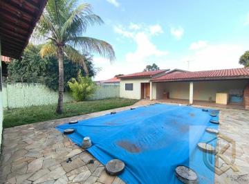 img1 · Casa com piscina, edícula e amplo terreno para viver com mais liberdade