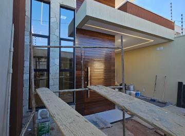 Casa · 110m² · 3 Quartos · 2 Vagas · Excelente Casa À Venda Com 3 Quartos - Bairro Jardim Gonzaga - Juazeiro do Norte/CE