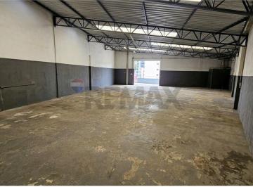 Comercial · 286m² · Galpão Comercial no Centro de Boituva para Locação