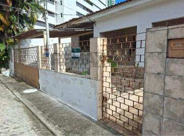 Casa · 217m² · 5 Quartos · 2 Vagas · "Recife: Casa dos Sonhos na Rua Padre Donino"
