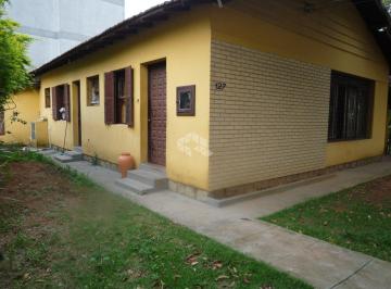 Casa · 714m² · 6 Quartos · 3 Vagas · Casa com 6 quartos/dormitórios no bairro Coqueiros, em Florianópolis - SC