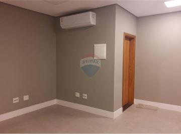 Comercial · 45m² · Sala para locação no centro de Vinhedo