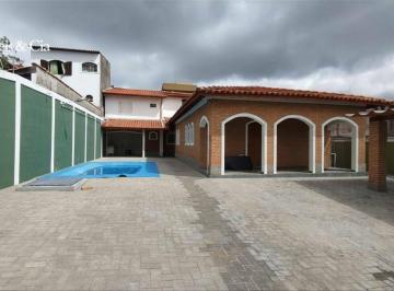 c6afee810105a00865c72a2b4f869fb466c1850c · Bela Casa com Piscina e Edícula à Venda