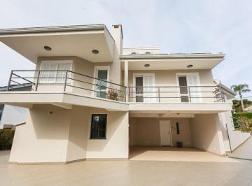 Casa · 249m² · 3 Quartos · 7 Vagas · Casa com 3 dormitórios para alugar em Santa