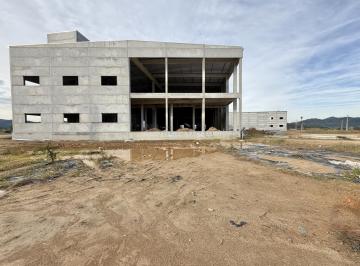 Comercial · 5000m² · 3 Quartos · 20 Vagas · Galpão disponível para locação com 5.000 m2 na cidade de Gaspar/SC