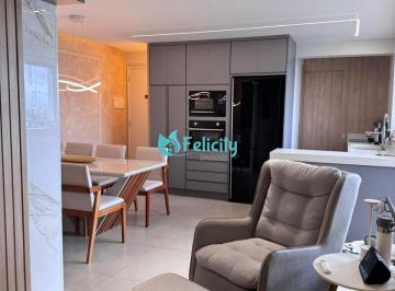 Apartamento · 64m² · 2 Quartos · 1 Vaga · Apartamento Impecável com 2 Dormitórios, Suíte e Sacada Envidraçada