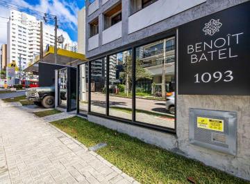 dd983842d4c0fbb0e692f4c8ab7a97c9c711584f · Benoît Batel – Sofisticação, Conforto e Exclusividade no Coração de Curitiba