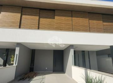 Casa · 168m² · 3 Quartos · 2 Vagas · Casa alto padrão com três dormitórios no Campeche