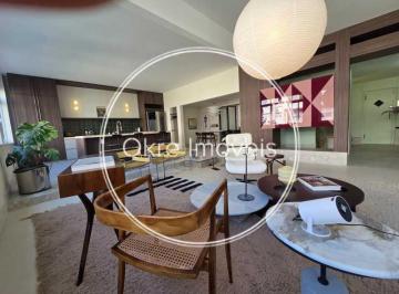 Apartamento · 215m² · 4 Quartos · 1 Vaga · 1 por andar  200 m2 - Reformado Posto 6