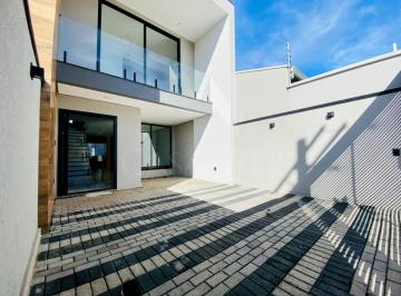 Casa · 241m² · 3 Quartos · 2 Vagas · Casa 3 quartos à venda em Jardim Amaryllis, Poços de Caldas