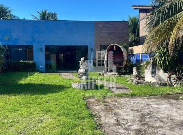 Casa com Grande Salão e Dormitórios Reversíveis em Condomínio Fechado · Casa com Grande Salão e Dormitórios Reversíveis em Condomínio Fechado à venda, 510 m² por R$ 700.000
