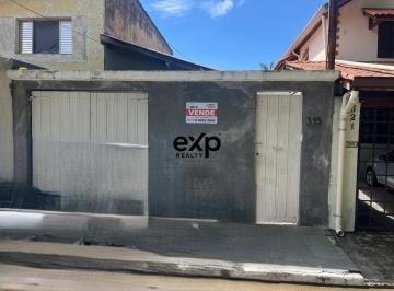 1 · Casa para venda, 2 quartos com garagem, excelente localização, Ótimo preço.