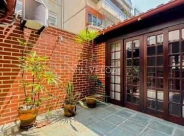 Apartamento · 176m² · 3 Quartos · 1 Vaga · Apartamento - Térreo / Residencial / Leblon