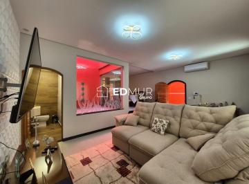 Casa · 240m² · 3 Quartos · Casa à venda - na Vila Metalúrgica