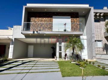 Casa · 250m² · 4 Quartos · 4 Vagas · Condomínio Villaggio di Capri - 3 suítes e muito conforto