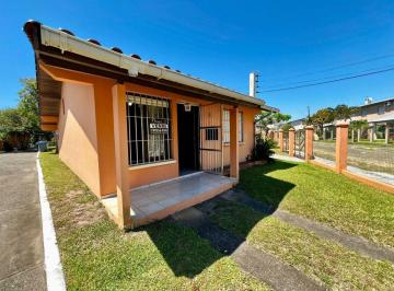 Casa de 2 quartos, Capão da Canoa · Casa em condomínio de 2 quartos à venda em Capão Novo