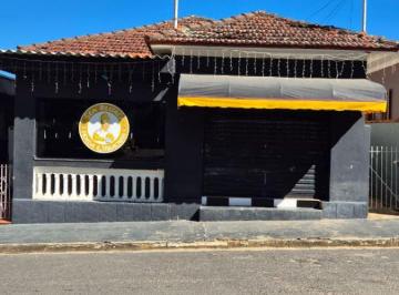 Casa de 5 quartos, Munhoz · IMÓVEL COM EXCELENTE POTENCIAL RESIDENCIAL E COMERCIAL