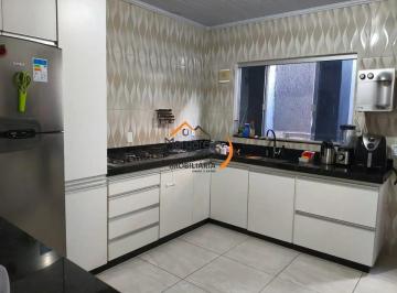 Casa de 3 quartos, Brasília · 2 CASAS NO LOTE / SUÍTE / FINANCIAMENTO E FGTS / PERMUTA