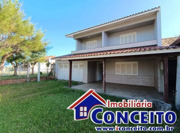 Casa · 240m² · 3 Quartos · 2 Vagas · C292 - Excelente sobrado localizado a 50 metros do mar em Mariluz