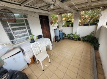 Casa de 4 quartos, Santo André · Casa dividida em 3 residências com 310m² de terreno e 205m² de área construída