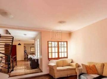 Casa · 200m² · 3 Quartos · 3 Vagas · Sobrado para Locação na Vila Metalúrgica