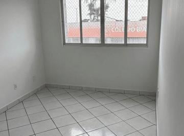Apartamento de 1 quarto, Guará · Kitnet Dividida: Quarto, Sala, Cozinha Separada e Piso de Cerâmica