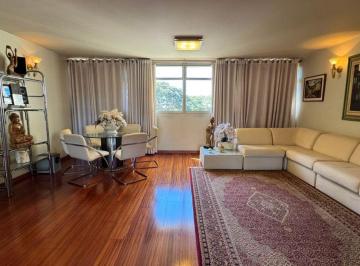 Apartamento de 3 quartos, Brasília · Excelente apartamento na SQS 207- Asa Sul