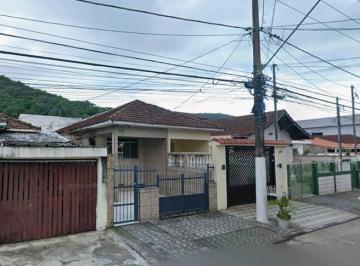 Casa de 3 quartos, São Vicente · Casa terrea reformada 115 mts com 02 dorm 01 wc quintal e garagem São Vicenta bairro Vila São Jorge.