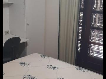 Apartamento , Curitiba · Alugam-se Suítes e Quartos em casa de apenas  moças da UFPR
