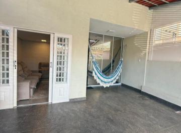 Casa de 3 quartos, Núcleo Bandeirante · CASA TÉRREA 03 QUARTOS FINO ACABAMENTO TROCA POR CASA EM ARNIQUEIRA
