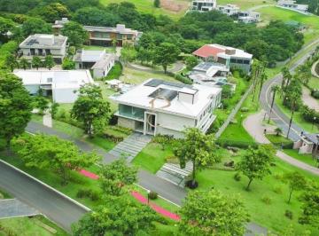 Foto 52 · CASA PARA LOCAÇÃO COM 1.000m² DE A.C E 4 SUÍTES EM CONDOMÍNIO DE ALTO PADRÃO FAZENDA SERRA AZUL - IT