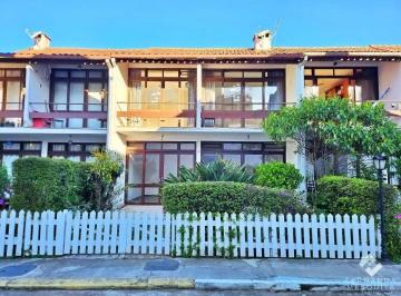 casa-em-condominio-no-alto-teresopolis-4-quartos-212135244.jpeg · Casa em Condomínio no Alto, Teresópolis: 4 Quartos, 2 Suítes e Lazer Completo no Condomínio Chamonix