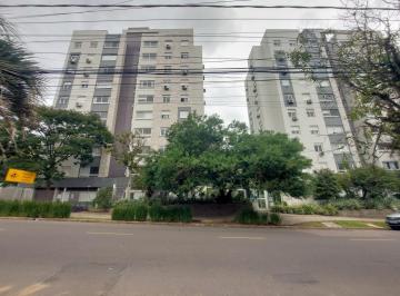 Apartamento · 71m² · 3 Quartos · 1 Vaga · Apto 3 quartos/com 1 suite e vaga coberta no bairro Cavalhada