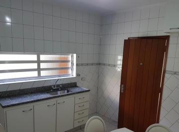 DSC_20260806_060248_000.jpeg · Casa no condomínio Residencial Thalia para locação com 3 quartos, sendo 1 suíte, 200m² - marlinunes#