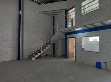 Comercial · 241m² · 3 Quartos · 2 Vagas · Pavilhão/Galpão Salão Comercial em Varadouro, São Sebastião/SP