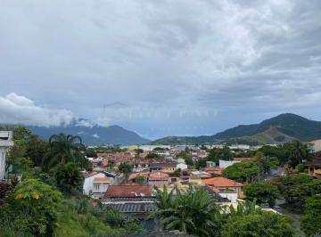 Casa · 272m² · 4 Quartos · 4 Vagas · Casa com excelente vista no bairro Porto Grande, São Sebastião/SP