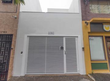 Comercial · 98m² · 6 Quartos · 1 Vaga · Casa comercial na Rua Azevedo Soares, 1767 • 98 m²