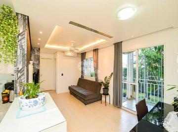 Apartamento · 57m² · 2 Quartos · 1 Vaga · Apartamento de 2 dormitórios e 1 vaga de garagem, no bairro Humaitá, em Porto Alegre.