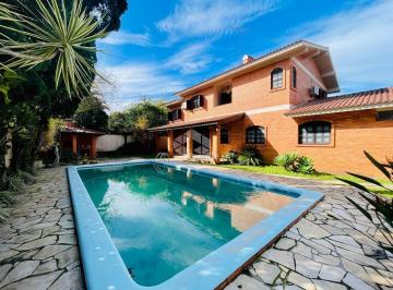 Casa · 333m² · 3 Quartos · 2 Vagas · O cenário perfeito para viver bem ou dar vida ao seu próximo grande projeto.em E