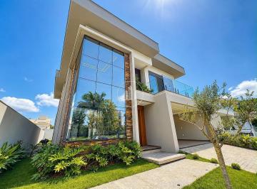 Casa · 236m² · 3 Quartos · 2 Vagas · Casa pronta com 3 Suítes e 236m² - Pedra Branca