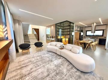 Casa · 404m² · 4 Quartos · 2 Vagas · Casa em Ingleses do Rio Vermelho, Florianópolis/SC de 404m² 4 quartos à venda por R$ 4.399.000,00