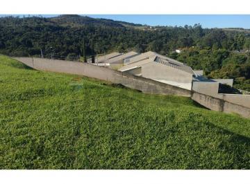 Terreno · 811m² · Terreno à venda no Condomínio Villa D’Oro – Vinhedo/SP | 811 m²
