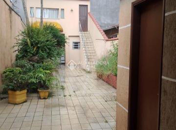 Casa · 200m² · 3 Quartos · 2 Vagas · 11