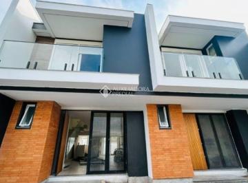 Casa · 100m² · 3 Quartos · 2 Vagas · Sobrado Novo de Frente para a Praça - Excelente Localização!