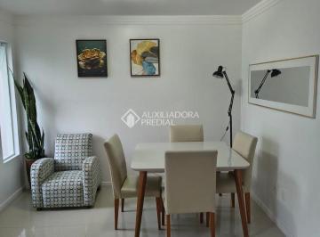 Casa · 102m² · 3 Quartos · 1 Vaga · Sobrado com 3 Dormitórios, Área Gourmet e Vista para Área Verde no Centro de São José