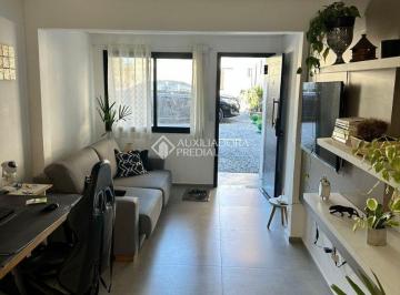 Apartamento · 85m² · 1 Quarto · 1 Vaga · Apartamento Triplex no Campeche - 85m² com Terraço e Churrasqueira