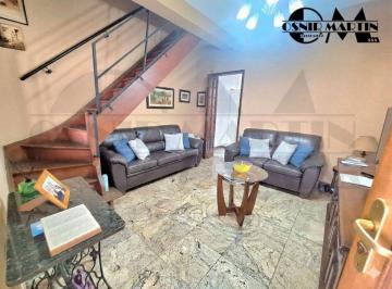 Casa de 2 quartos, São Paulo · Sobrado à venda na Mooca, 2 suítes, 1 garagem, próx. Rua Fernando Falcão e Rua do Oratório.