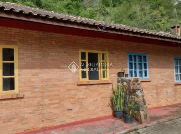 Casa · 70m² · 2 Quartos · 1 Vaga · Auxiliadora Predial aluga, casa com dois dormitórios, na Lagoa da Conceição
