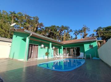 Casa · 380m² · CASA NOVA COM PISCINA E VISTA PARA AS MONTANHAS |